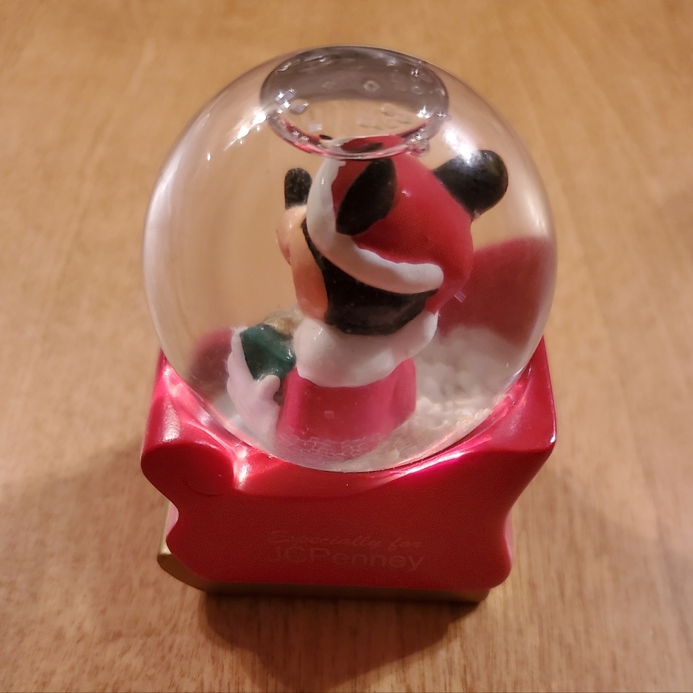 2003 DISNEY SANTA MICKEY MOUSE IN SLEIGH JCPENNEY MINI GLASS SNOW GLOBE HOLIDAY - Picture 4 of 8